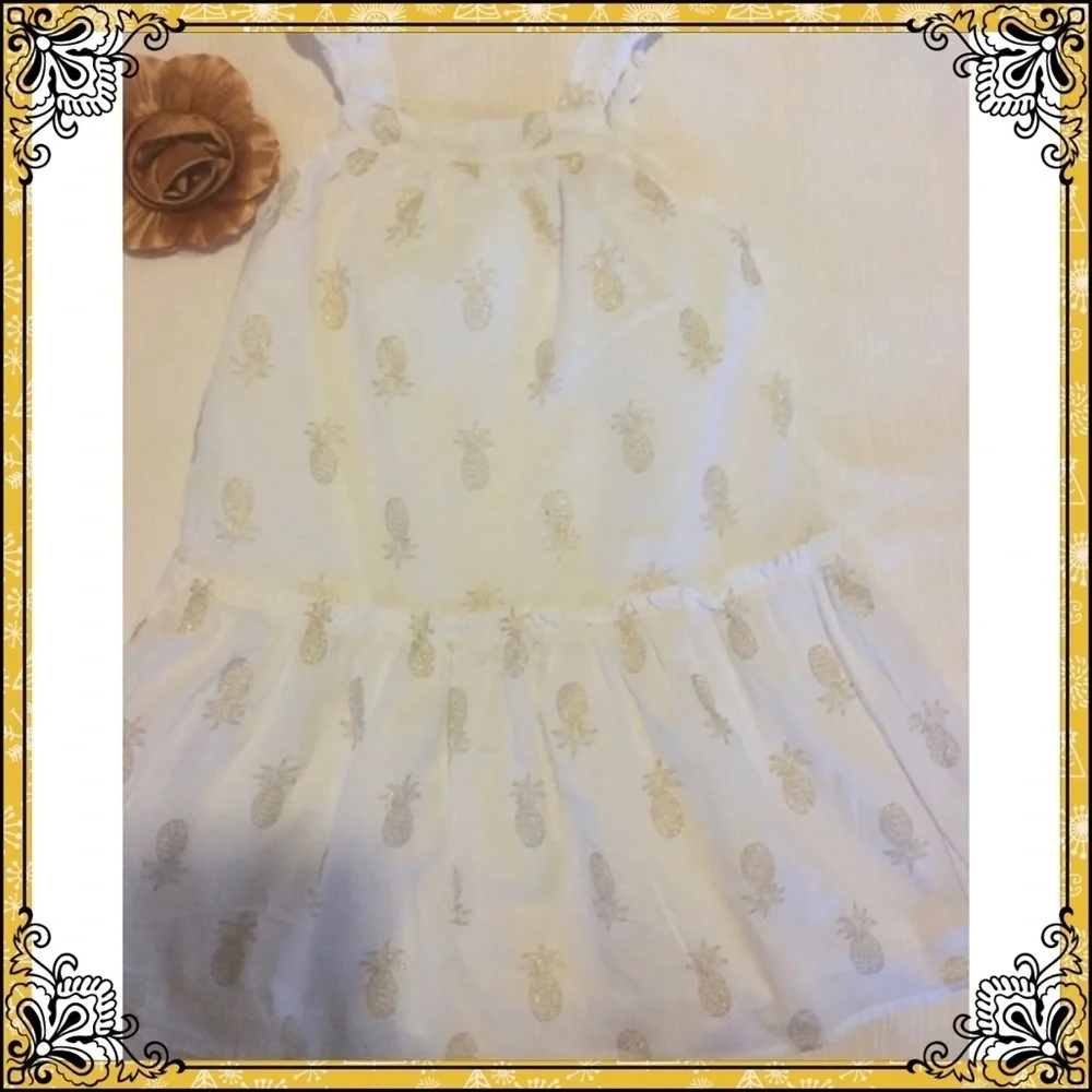GYMBOREE white and gold pineapple decor Size 5